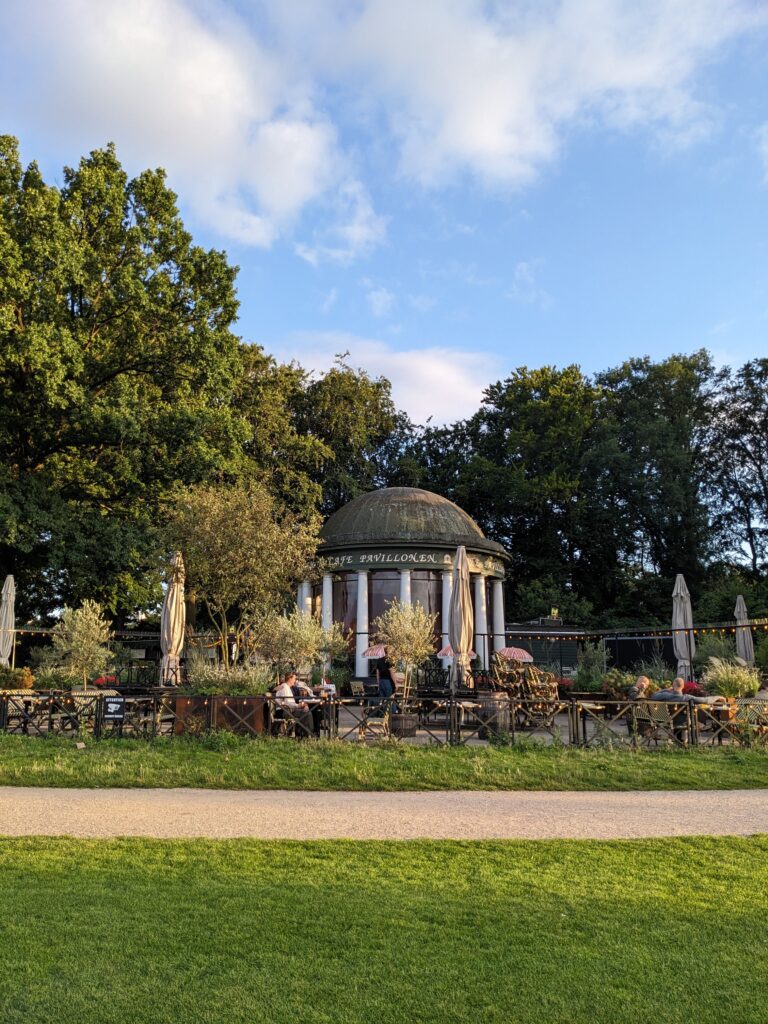 Café Pavillonen du parc de Fælledparken.